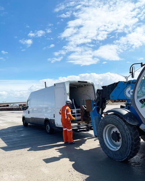 Meubel en Witgoed Transport & Verhuizingen Delft/Den Haag, Diensten en Vakmensen, Verhuizers en Opslag