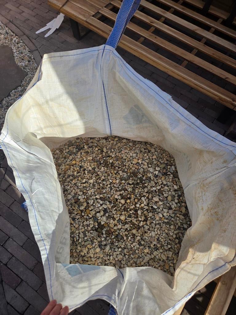 Gratis af te halen: grind (licht), Ophalen, Overige materialen, Nieuw, Grind