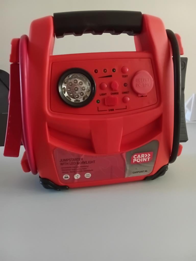 Car Point,jumpstarter met Led werklicht., Auto diversen, Jumpstarters, Ophalen of Verzenden