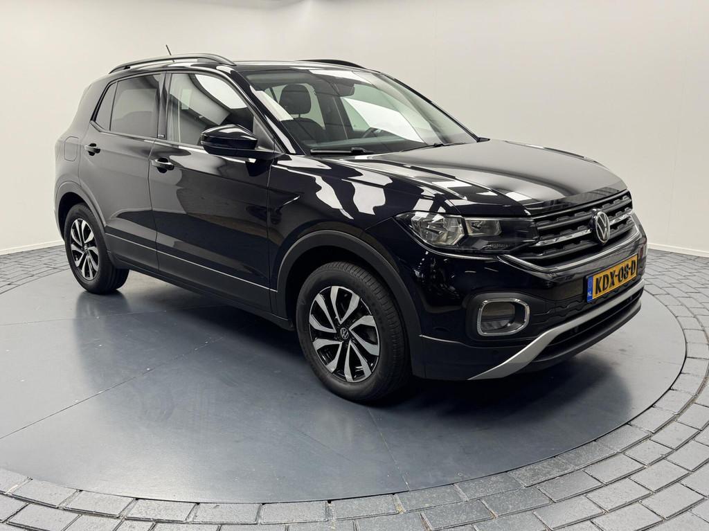 Volkswagen T-Cross 1.0 TSi Style 110PK Automaat-Trekhaak-Nav, Gebruikt, Met garantie (alle), Zwart, Bedrijf