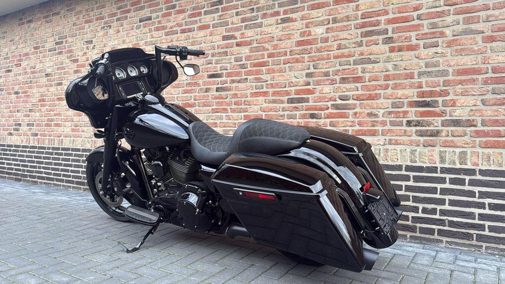 Harley Davidson 103 FLHXS Street Glide Special Streetglide C - foto 3