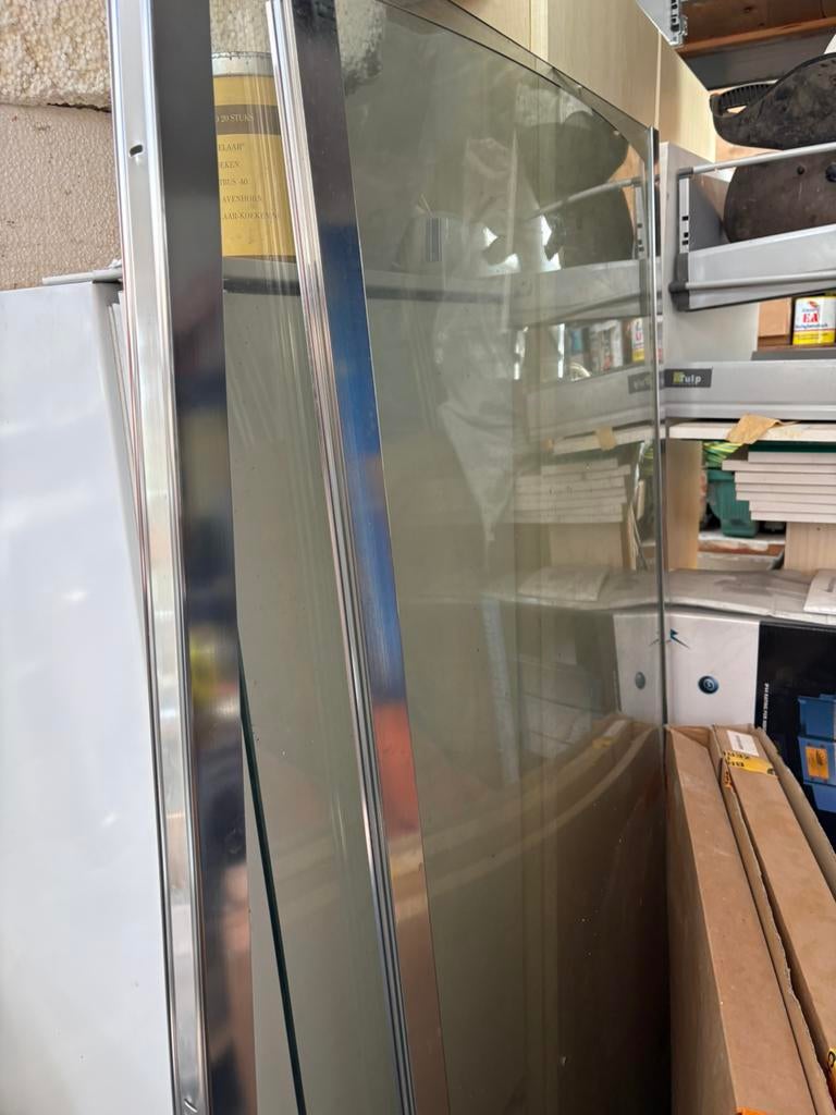 Douchewanden (200x90cm recht), en (200x77cm gebogen), Ophalen, Zo goed als nieuw, Glas, Douche