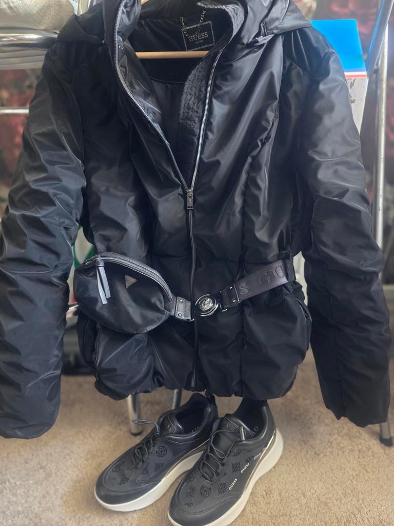 Dames Guess jas zwart, maat S/M, Guess, Zwart, Ophalen of Verzenden, Zo goed als nieuw