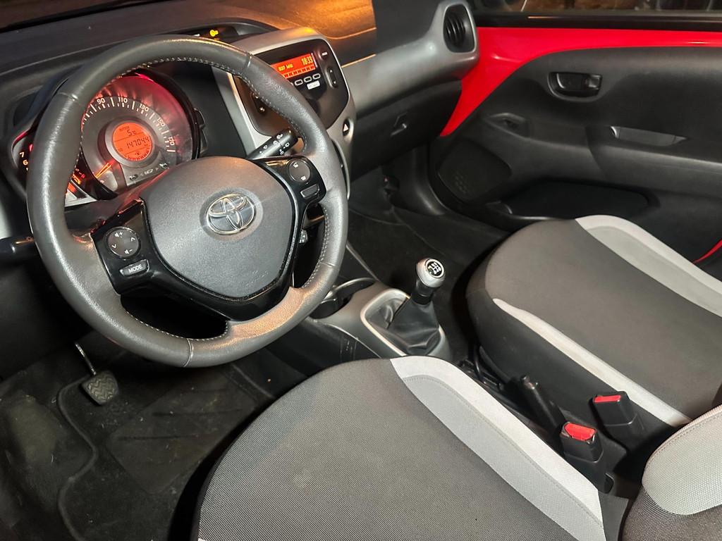 Toyota Aygo 1.0 NAP 5D NW APK XENON BLUETOOTH NIEUWE MODEL, Euro 5, 4 stoelen, Origineel Nederlands, Bedrijf