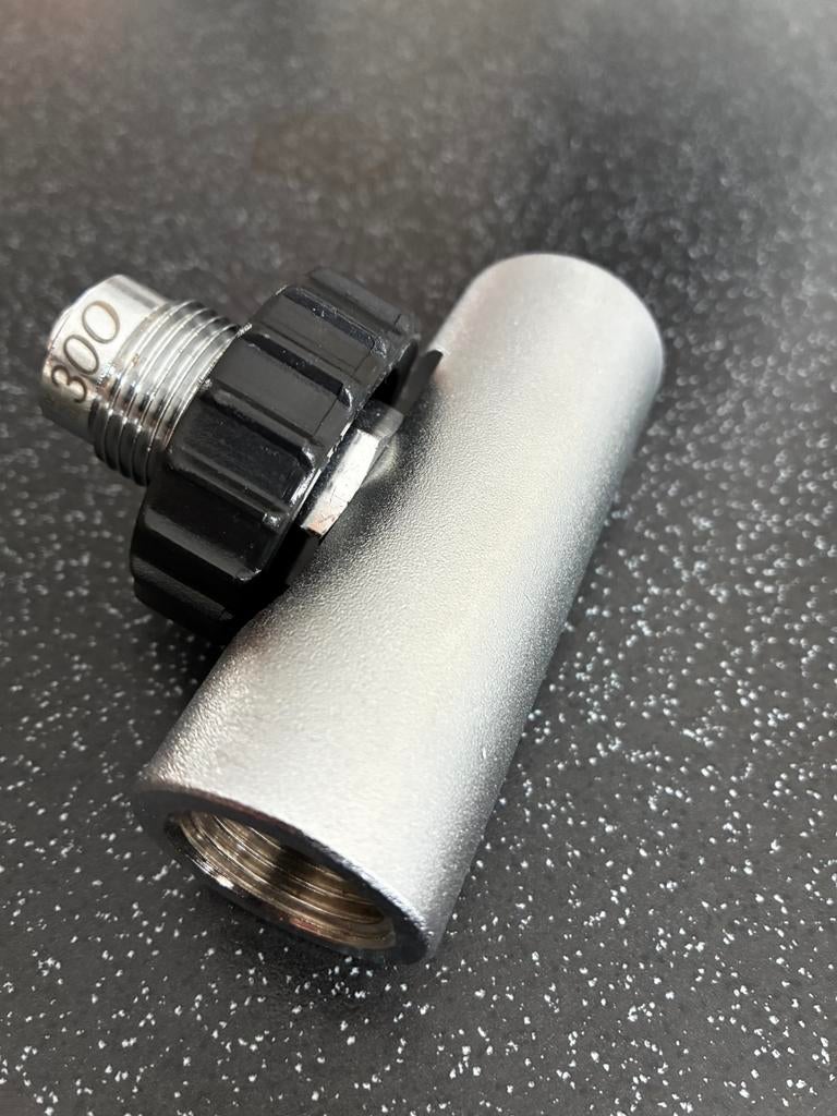 2x Dubbele kraan verloop (T Din 300 bar) - prijs per stuk, Ophalen, Zo goed als nieuw, Duikfles