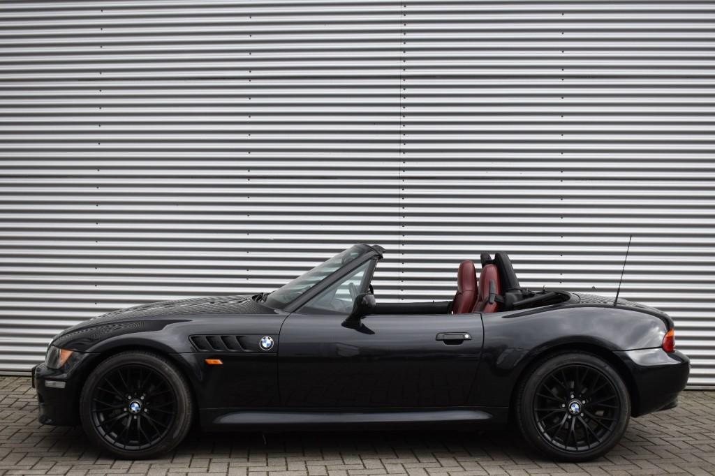 Bmw Z3 2.0 / 6 CILINDER / WIDEBODY / STOELVERWARMING, Stoelverwarming, 1350 kg, Zwart, Bedrijf