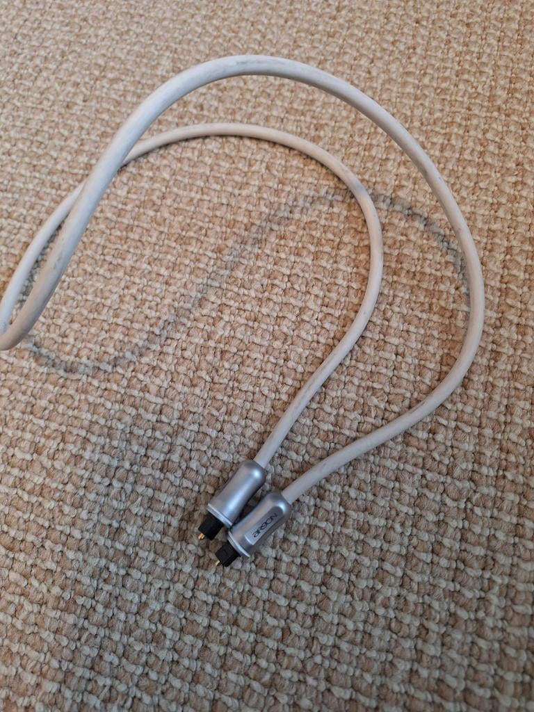 Argon optische kabel 95 cm, Ophalen of Verzenden, Zo goed als nieuw, Minder dan 2 meter, Optische kabel