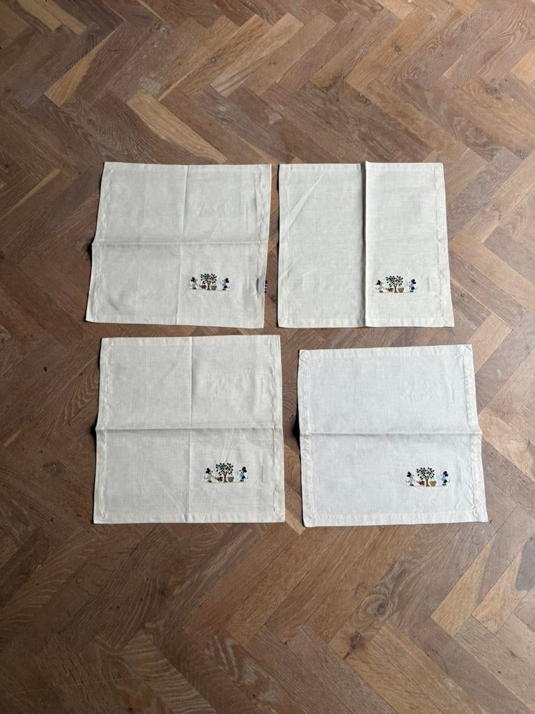 Donaldson 4x servetten/placemats 35c35 cm nieuwstaat, Huis en Inrichting, Ophalen, Zo goed als nieuw, Rechthoek