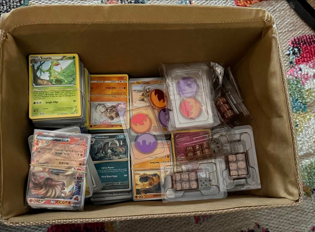 Mystery Box Pokémon Kaarten: 2000+ Japanse & Europese, Ophalen, Zo goed als nieuw, Meerdere kaarten
