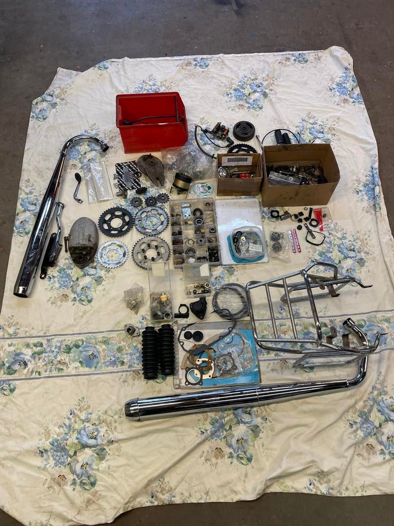 Restant zundapp onderdelen., Ophalen, Zo goed als nieuw, Overige typen