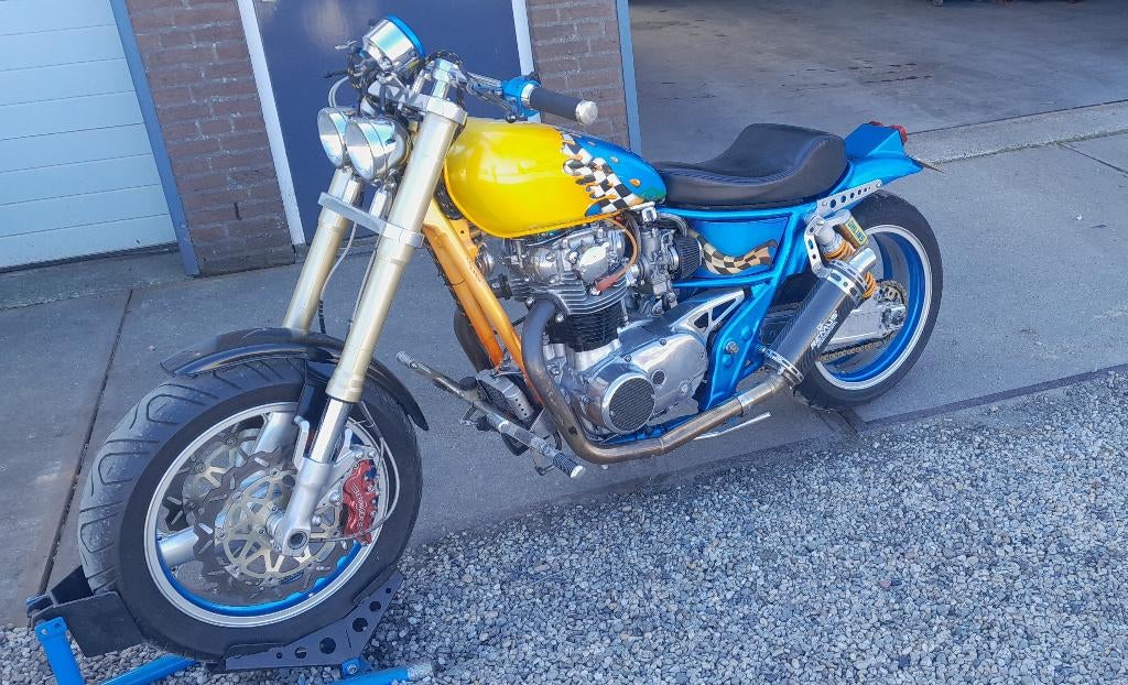 yamaha xs650, 2 cilinders, Sportuitlaat, Motorrijbewijs A, 880 cc