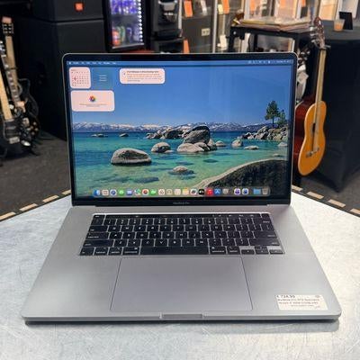 MacBook Pro i5 2020 13,3-inch 16GB 512SSD + Office pakket