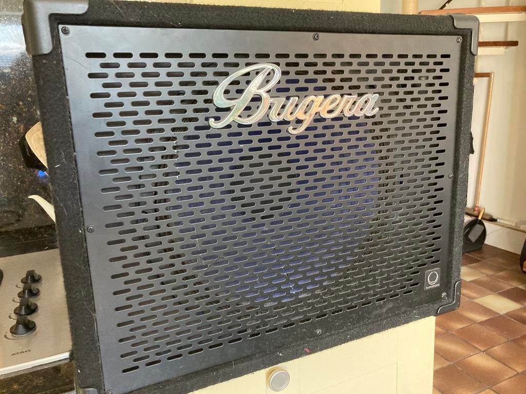 Bugera bas cabinet BT115TS, Ophalen, Zo goed als nieuw, Basgitaar, 100 watt of meer
