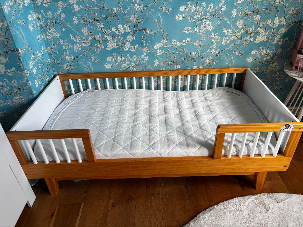 Peuterbed - petit amelie, Ophalen, Gebruikt, 70 tot 85 cm, 140 tot 160 cm