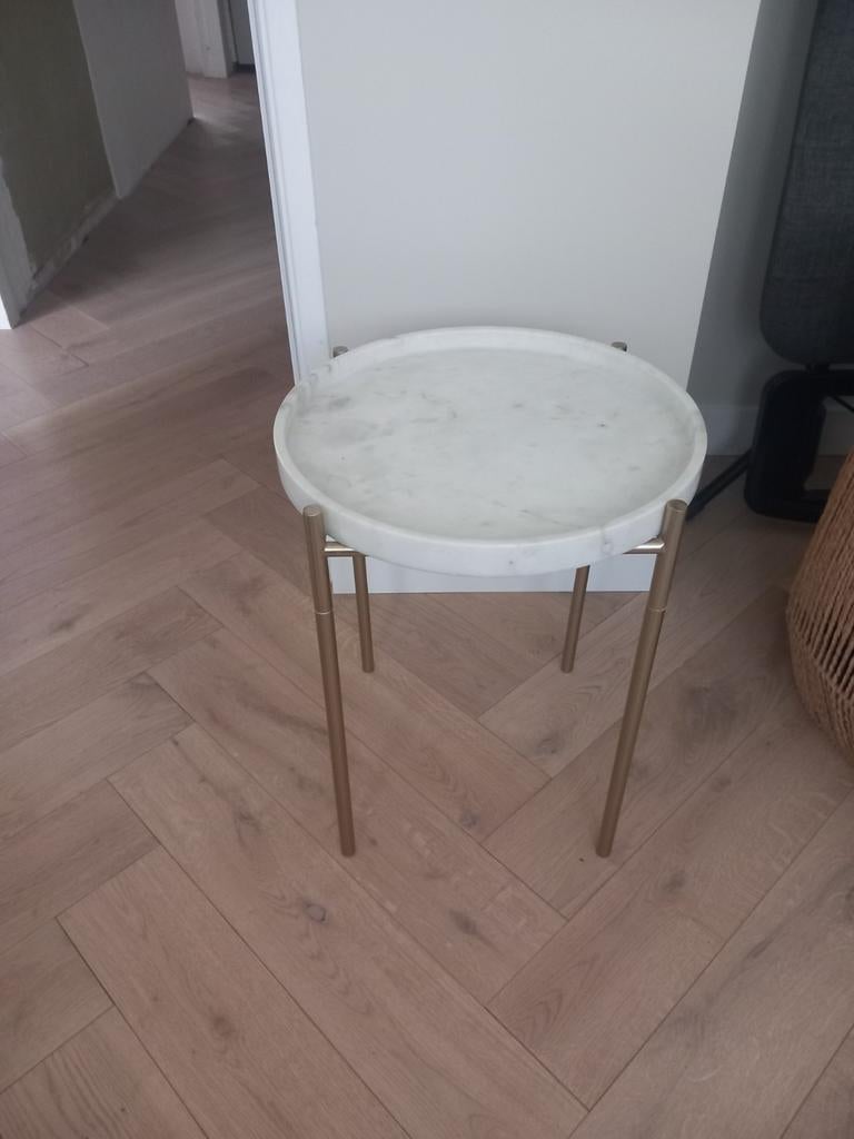 Marme bijzet tafel zara home  Sissy boy richmond westwing, Huis en Inrichting, Tafels | Bijzettafels, 45 tot 60 cm, Minder dan 55 cm