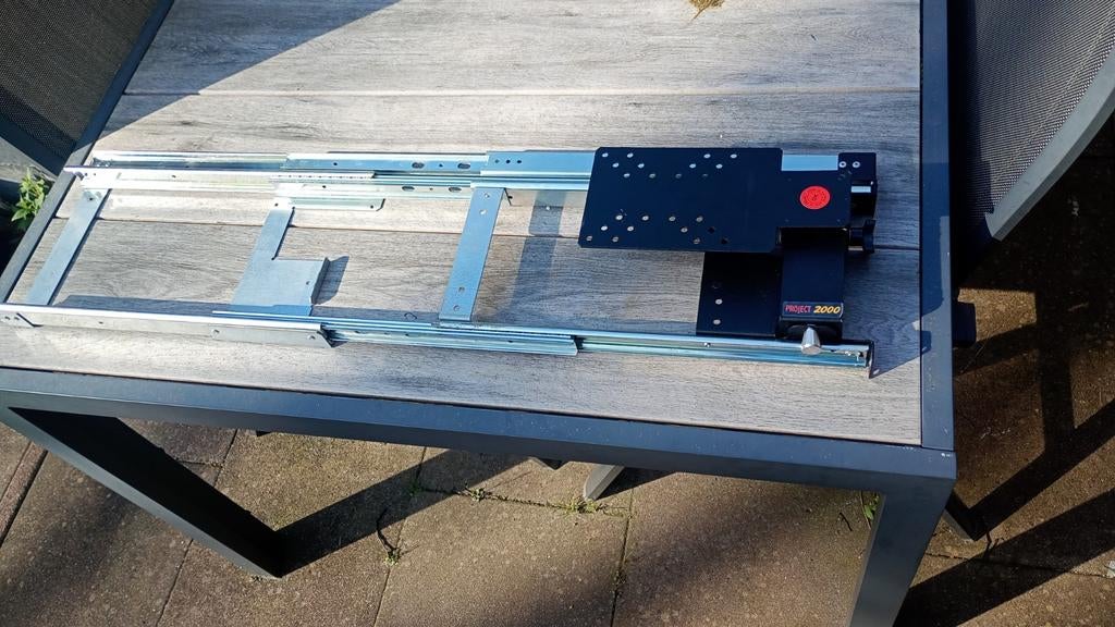 Ophangbeugel tv voor in een camper, Caravans en Kamperen, Ophalen, Zo goed als nieuw