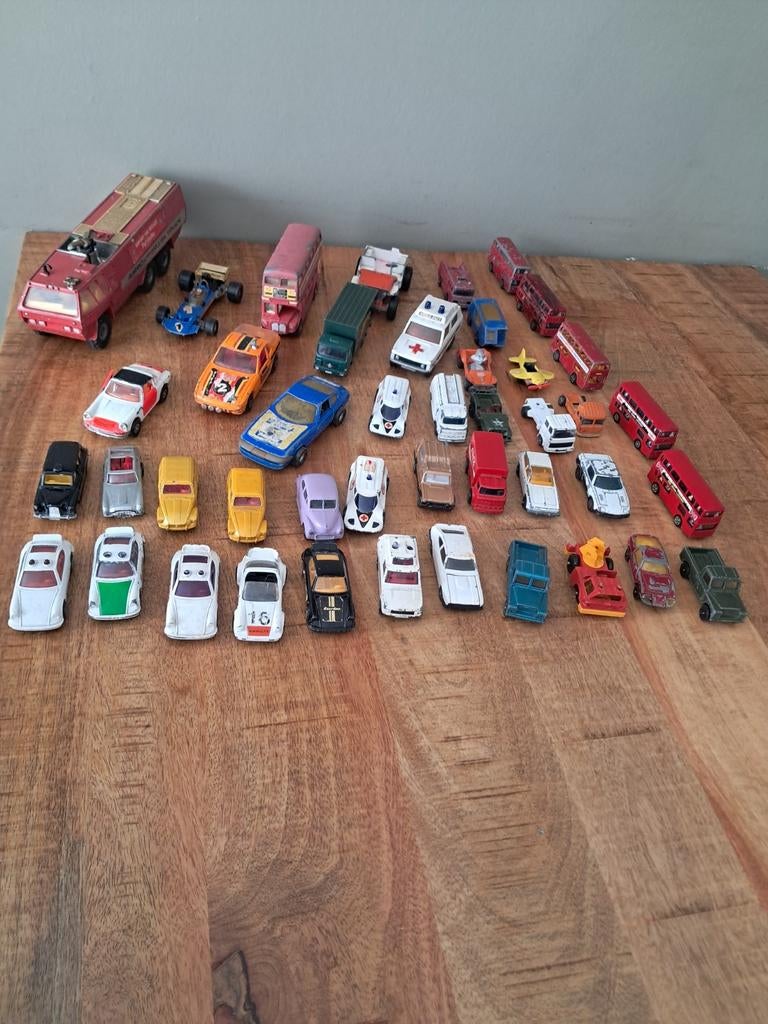 Grote partij Corgi Toys modelauto's - Vintage collectie, Hobby en Vrije tijd, Modelauto's | Overige schalen, Ophalen of Verzenden