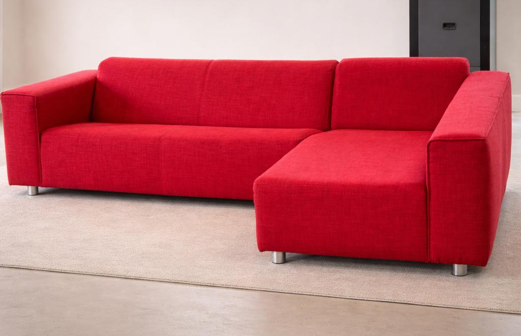 Rode hoekenbank - schoon en vlekvrij, direct op te halen, 250 tot 300 cm, Hoekbank, Zo goed als nieuw, Vierpersoons of meer