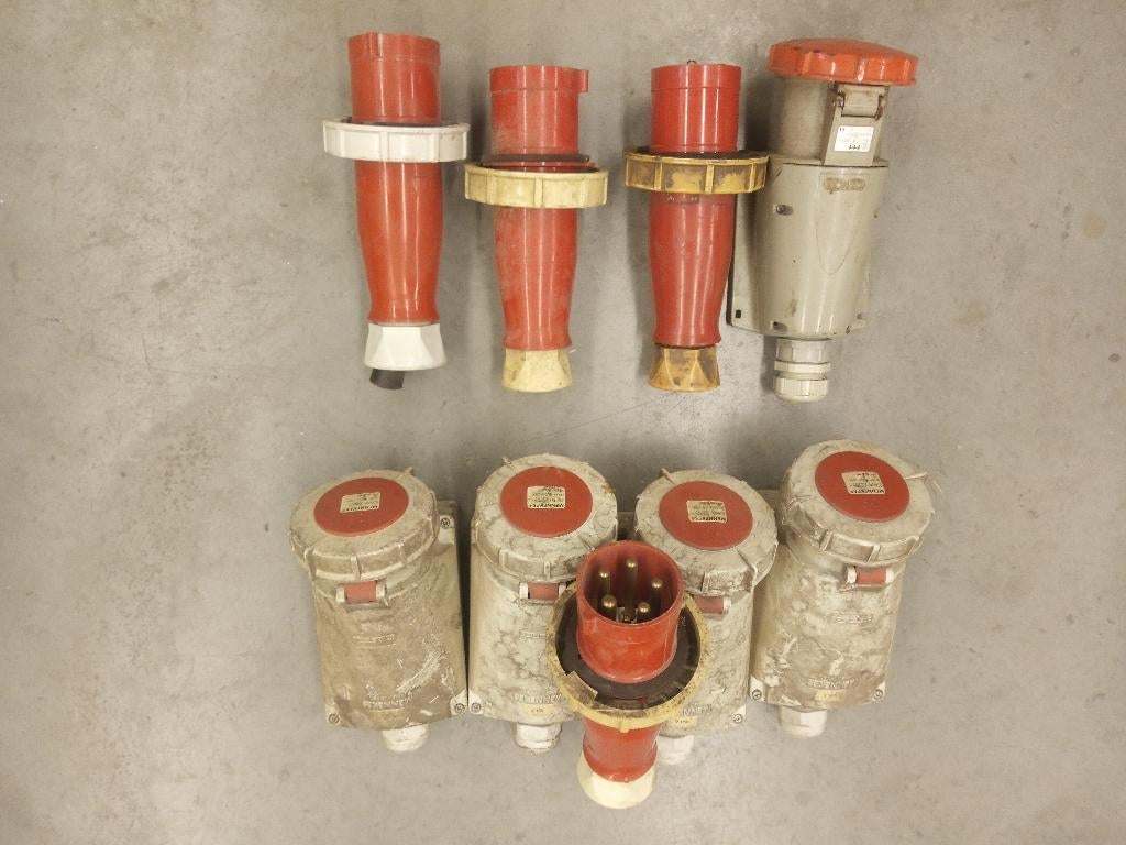 380 volt stekker / doos, Ophalen, Gebruikt, Stekker