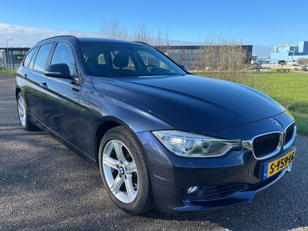 BMW 3-serie 320i | clima/cruise/parkeersensoren, Gebruikt, Euro 6, 4 cilinders, 1445 kg