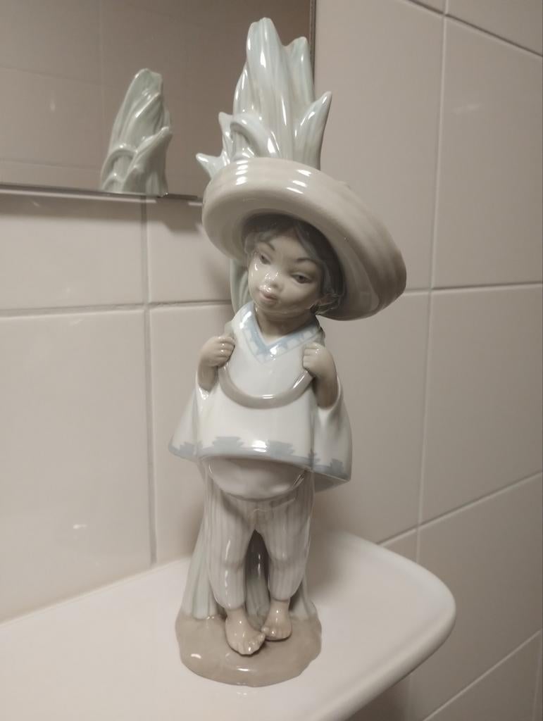 Lladro porseleinen beeld 1059 Panchito Boy, Ophalen of Verzenden
