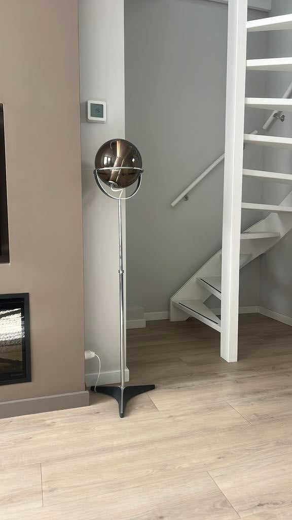 Vintage Globe vloerlamp merk Raak, Huis en Inrichting, Lampen | Vloerlampen, Ophalen, 100 tot 150 cm, Zo goed als nieuw, Glas