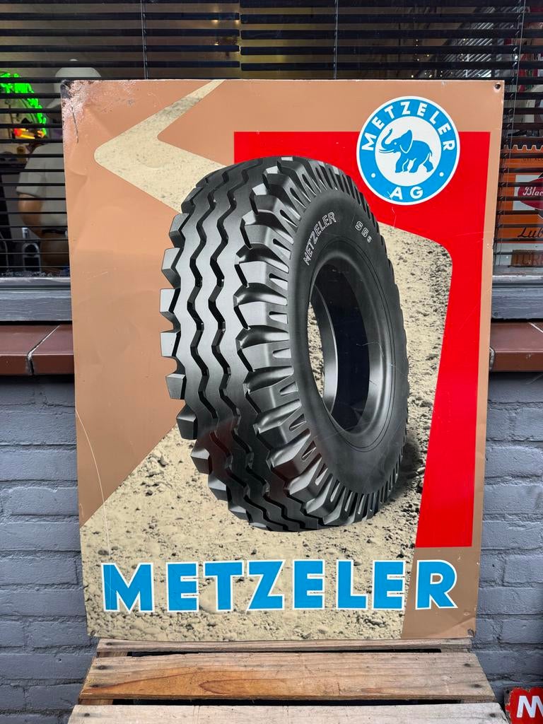 Vintage Metzeler AG Reclamebord - Banden Emaille Bord, Ophalen, Reclamebord, Gebruikt, .
