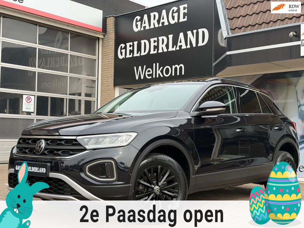 Volkswagen T-Roc 1.5 TSI Night Edition | Full-Led | Navi | C, Voorwielaandrijving, 1258 kg, 4 cilinders, 150 pk