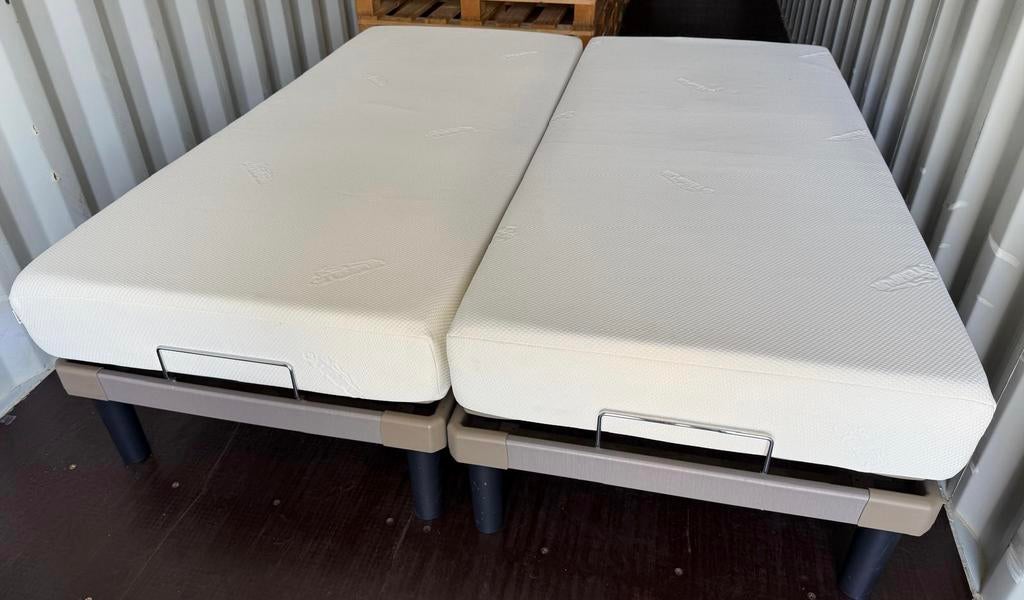 Tempur bed. Matras + bedbodem, Ophalen, Gebruikt, 90 cm, Tweepersoons