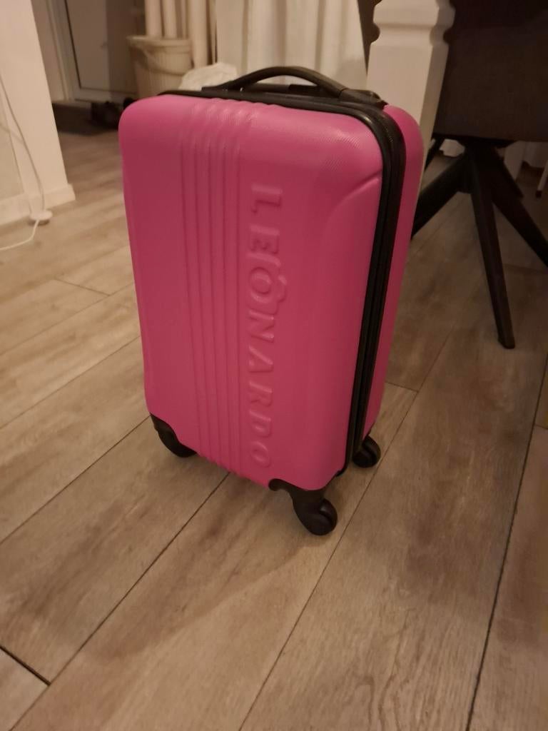 Trolley nieuw, Ophalen of Verzenden, Hard kunststof, Minder dan 50 cm, Minder dan 35 cm