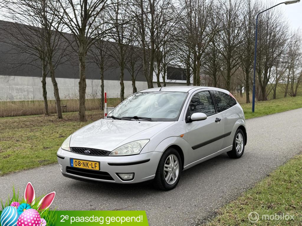 Ford Focus 1.6-16V Trend*AUTOMAAT*AIRCO*ELEK. RAMEN, 1596 cc, Gebruikt, Zwart, 4 cilinders