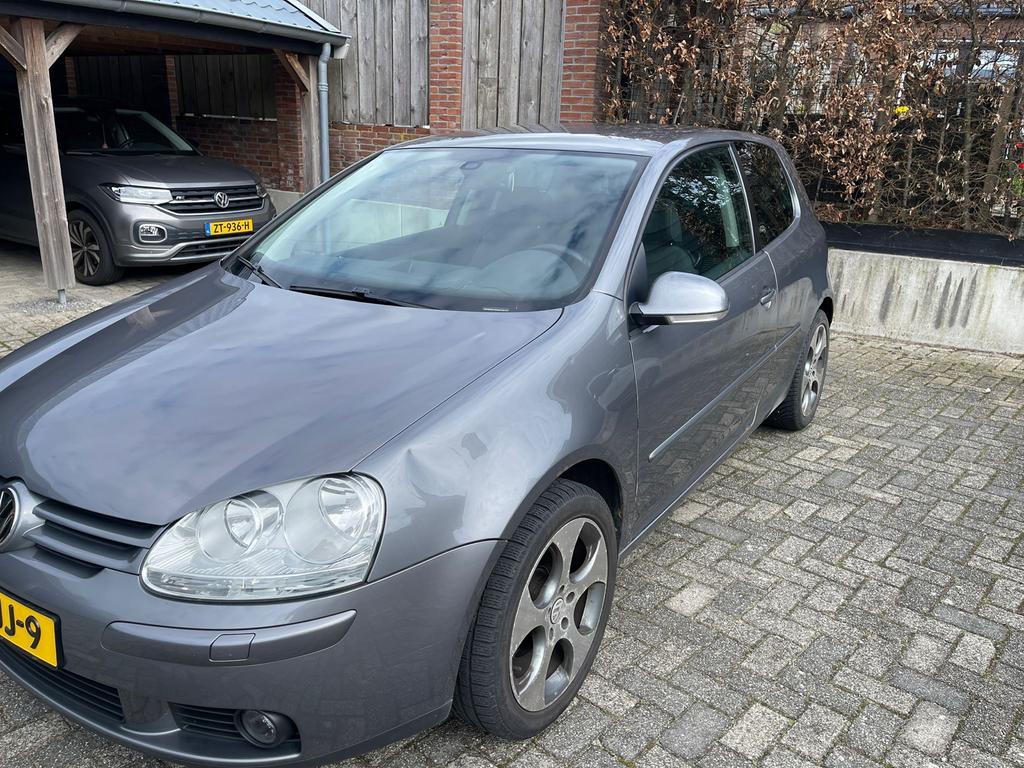 Volkswagen Golf 1.4 2008 | APK 10-12-2026 | Technisch 100%, Voorwielaandrijving, Stof, Zwart, 4 cilinders