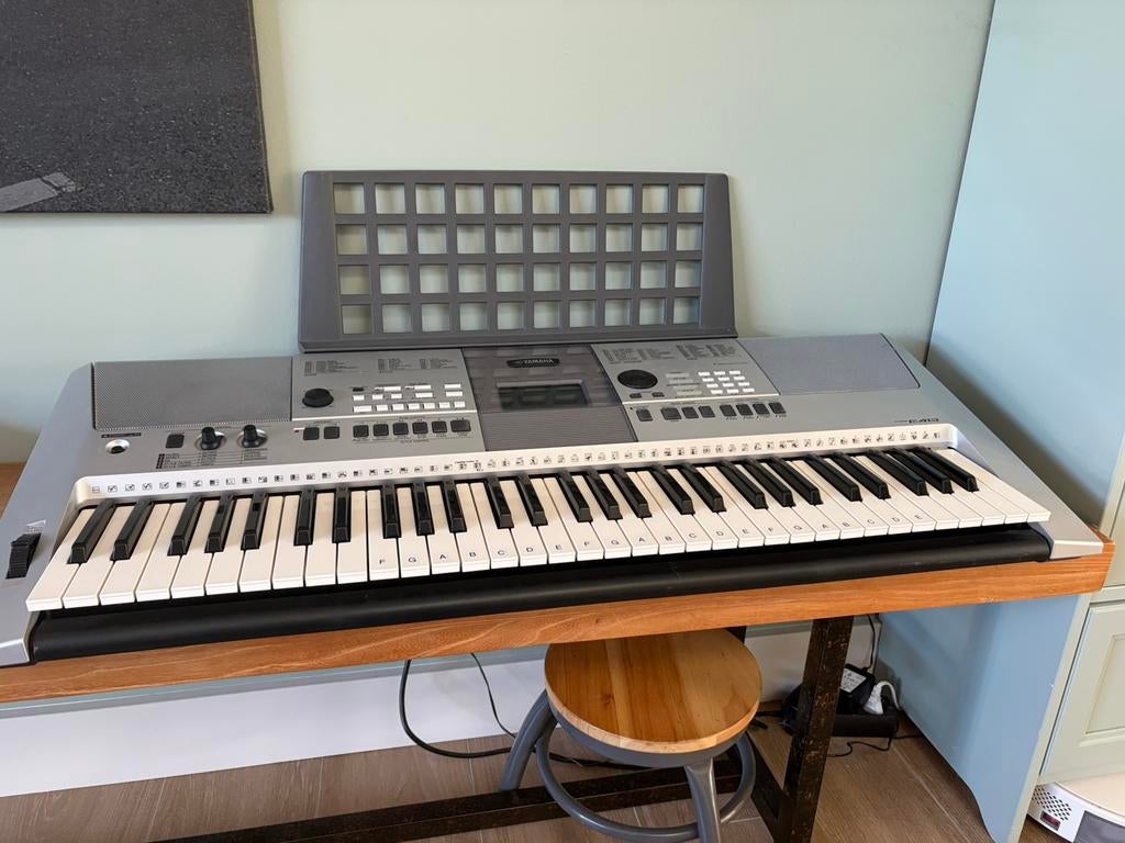Keyboard yamaha PSR-E413, Ophalen, Zo goed als nieuw, 61 toetsen, Yamaha