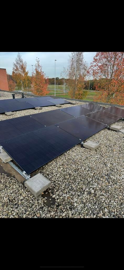 Zonnepanelen installaties, Ophalen of Verzenden, Gebruikt, Compleet systeem, 200 wattpiek of meer