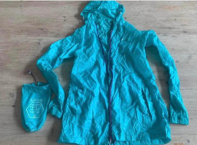 Regatta regenjas maat 10 jr, Ophalen of Verzenden, Zo goed als nieuw, Regenjas