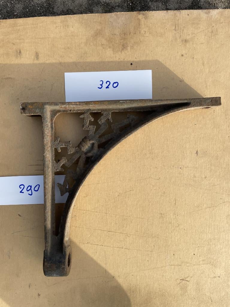 GIETIJZEREN ORNAMENTEN., Ophalen of Verzenden