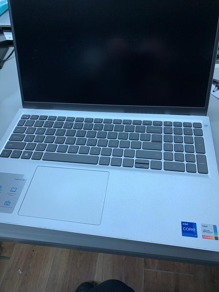 Dell Inspiron 15 3530 i7, Ophalen, Gebruikt, 2 tot 3 Ghz, SSD