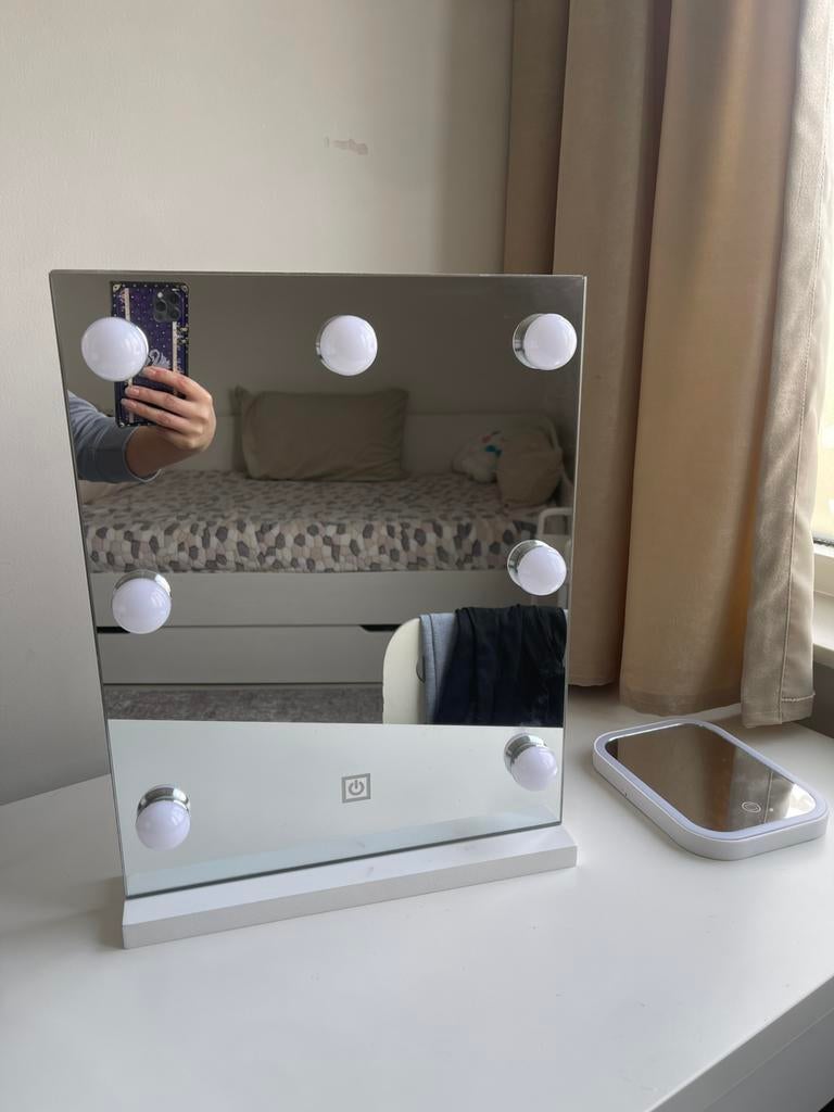 Hollywood  spiegel van kwantum 41.3cm— 31.5 cm, Ophalen of Verzenden, Zo goed als nieuw, 200 tot 400 m³ per uur