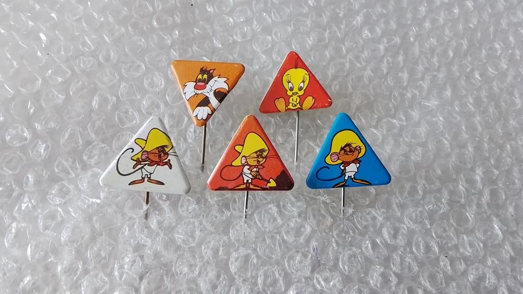 5 verschillende leuke speldjes, Verzamelen, Ophalen of Verzenden, Zo goed als nieuw, Overige onderwerpen