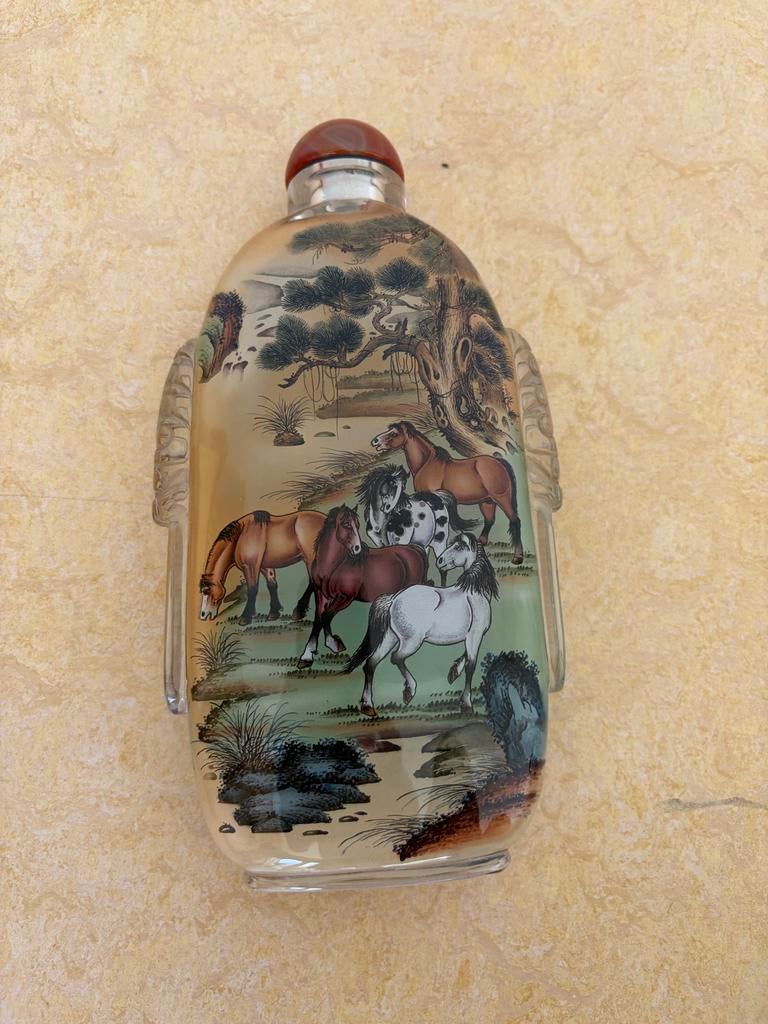 Prachtige Chinese Snuff Bottle met Paardenmotief, Ophalen of Verzenden