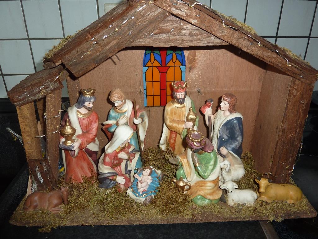 mooie kerststal, Diversen, Kerst, Ophalen of Verzenden, Zo goed als nieuw