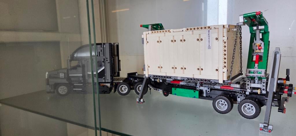 Technisch lego, Ophalen