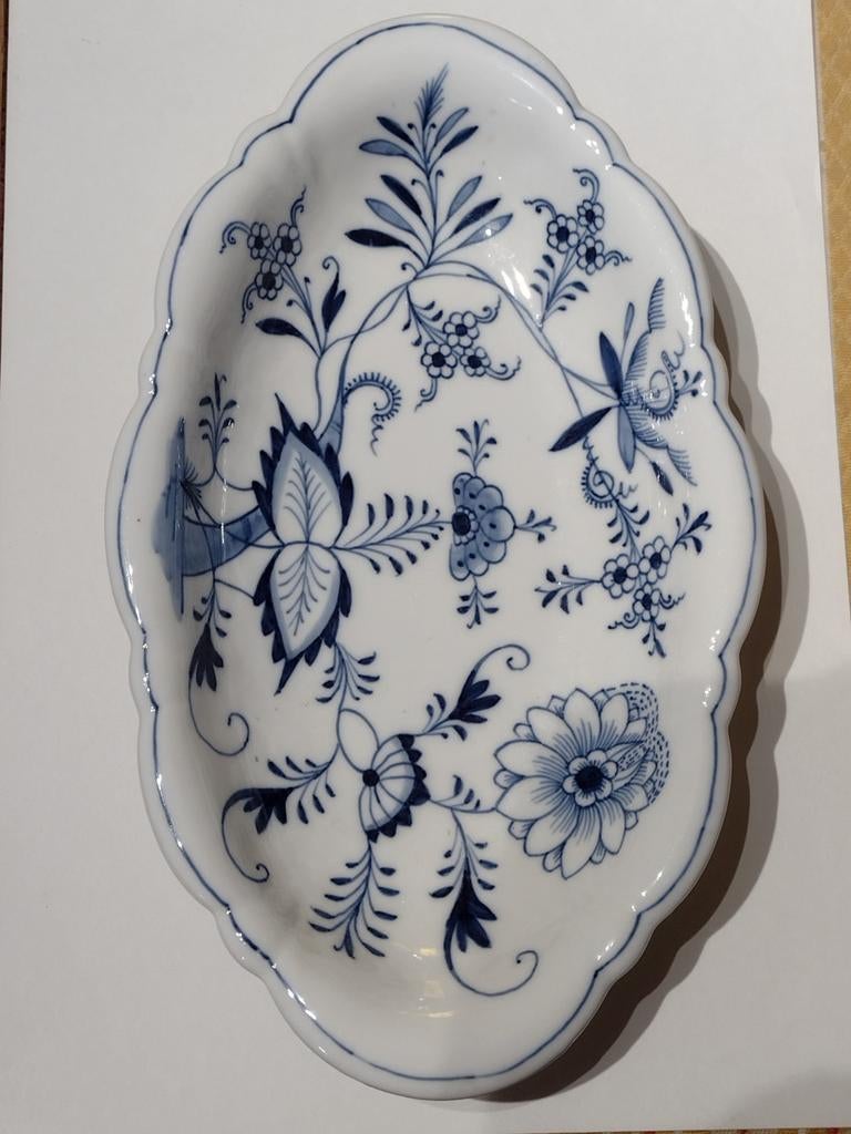 ovale vlees - / serveerschaal zwiebelmuster Huttensteinach, Antiek en Kunst, Ophalen