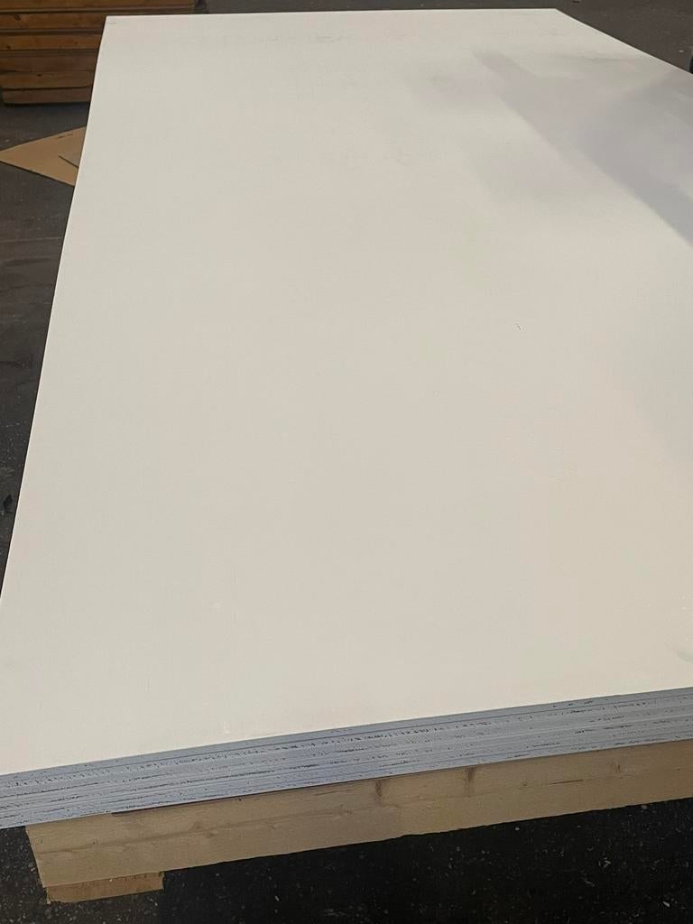 Partij Okoume multiplex wit gegrond 310cm x 153cm 10mm, Ophalen of Verzenden, Nieuw, Multiplex, Minder dan 20 mm