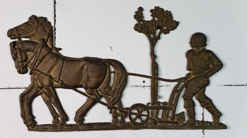 Antiek messing wandplaat, boer, paarden en ploeg. 7A11, Ophalen of Verzenden