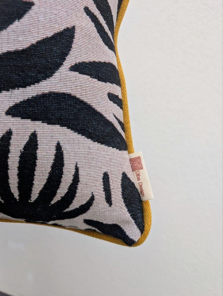 Sierkussen Slow Down, Ophalen of Verzenden, Nieuw, Beige, Rechthoekig