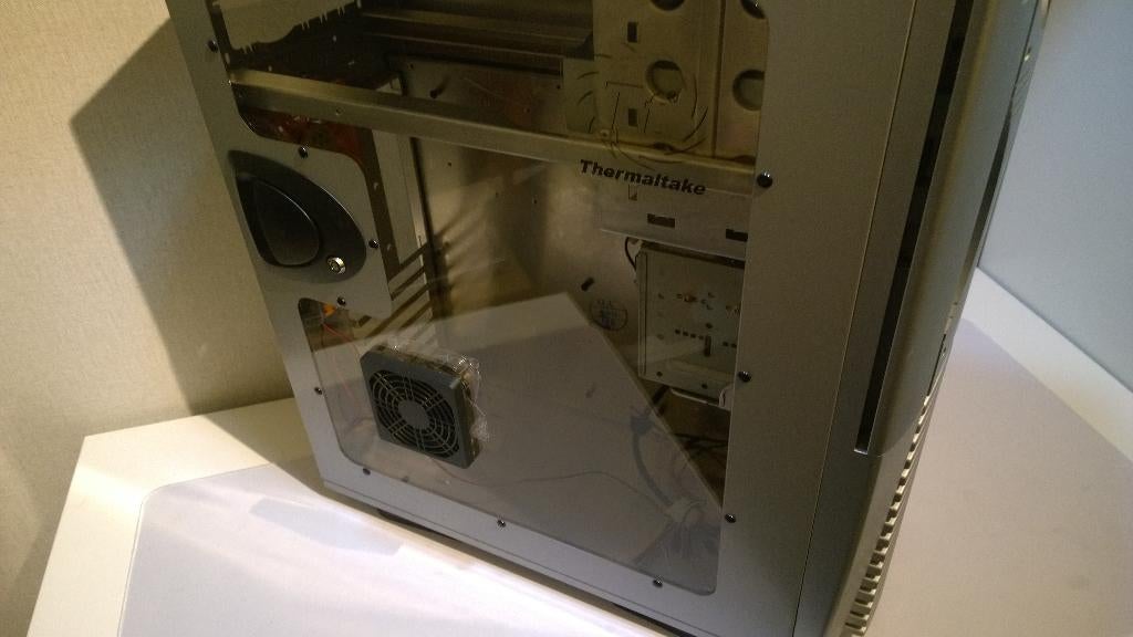 Thermaltake Xaser II 6000 serie, Retro Pc behuizing, Computers en Software, Computerbehuizingen, Ophalen, Gebruikt