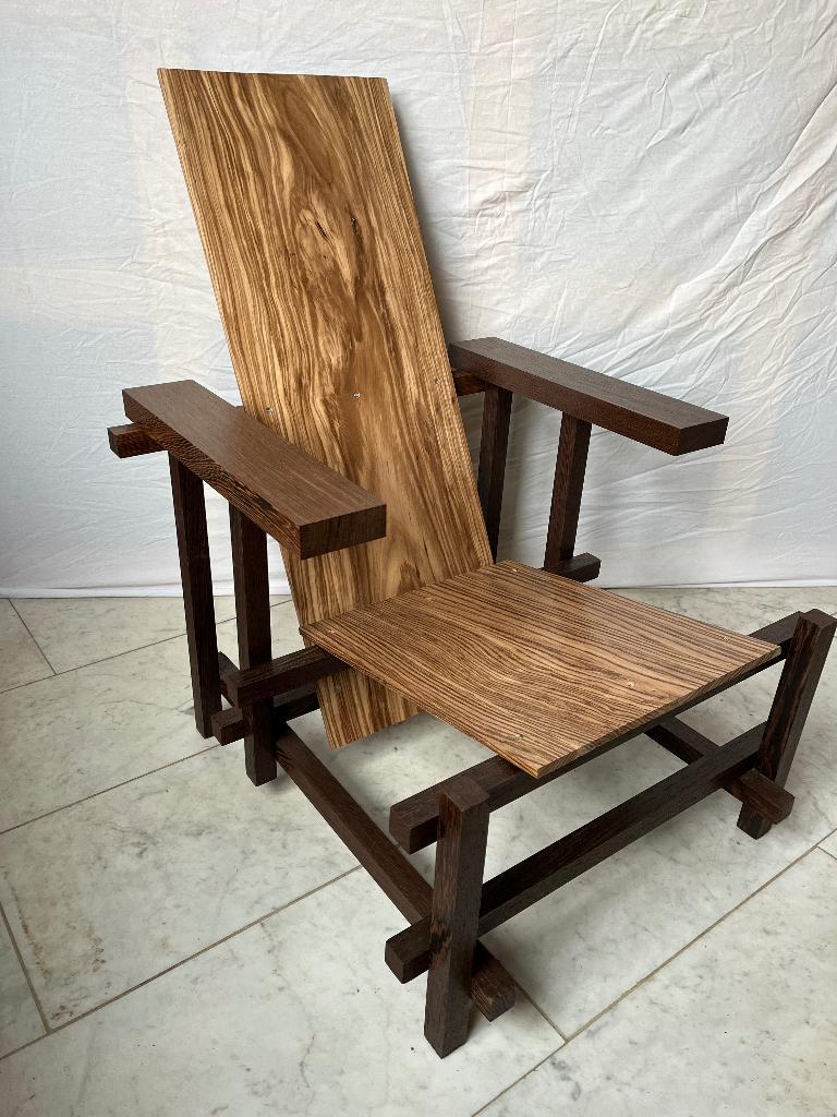 Rietveld stoel wenge en zebrano, Huis en Inrichting, Stoelen, Ophalen, Overige kleuren, Zo goed als nieuw, Eén