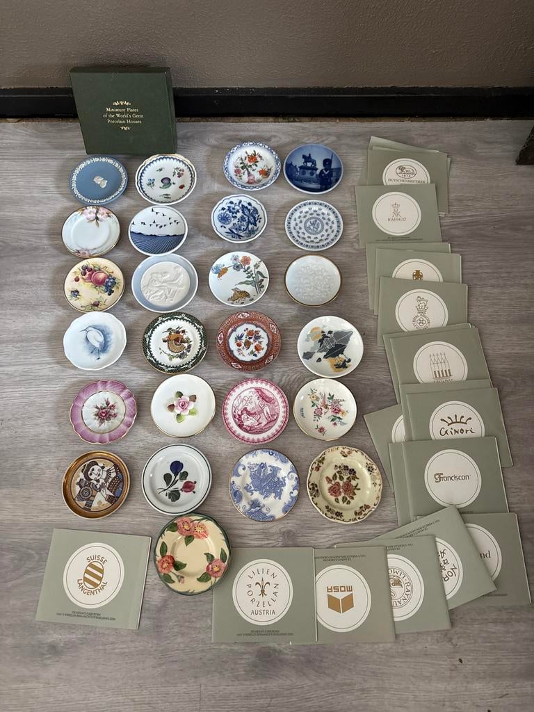 Miniatuur Borden van Wereldberoemde Porselein Huizen, Ophalen of Verzenden