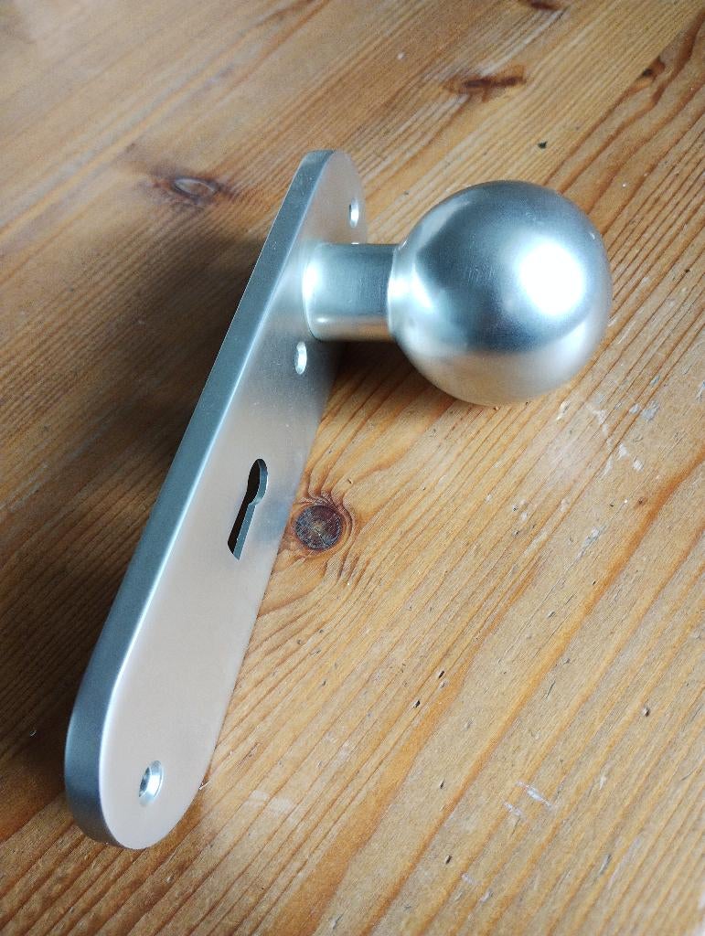 Knopschild meterkastdeur, Doe-het-zelf en Verbouw, Ophalen of Verzenden, Nieuw, Overige materialen, Klink of Kruk